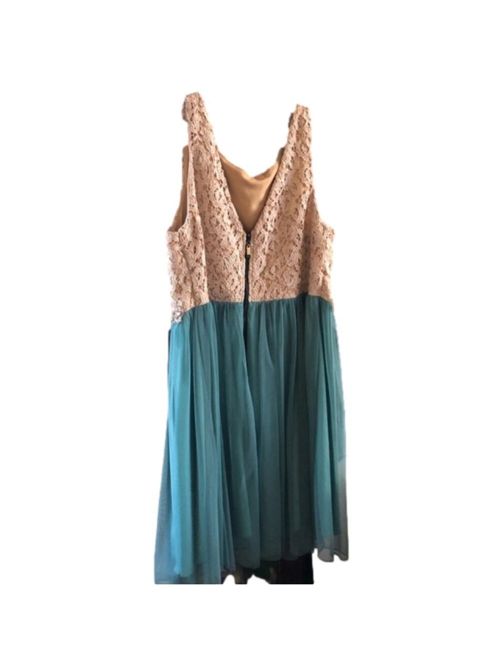 Deb Dress Size 16 - Picture 3 of 3